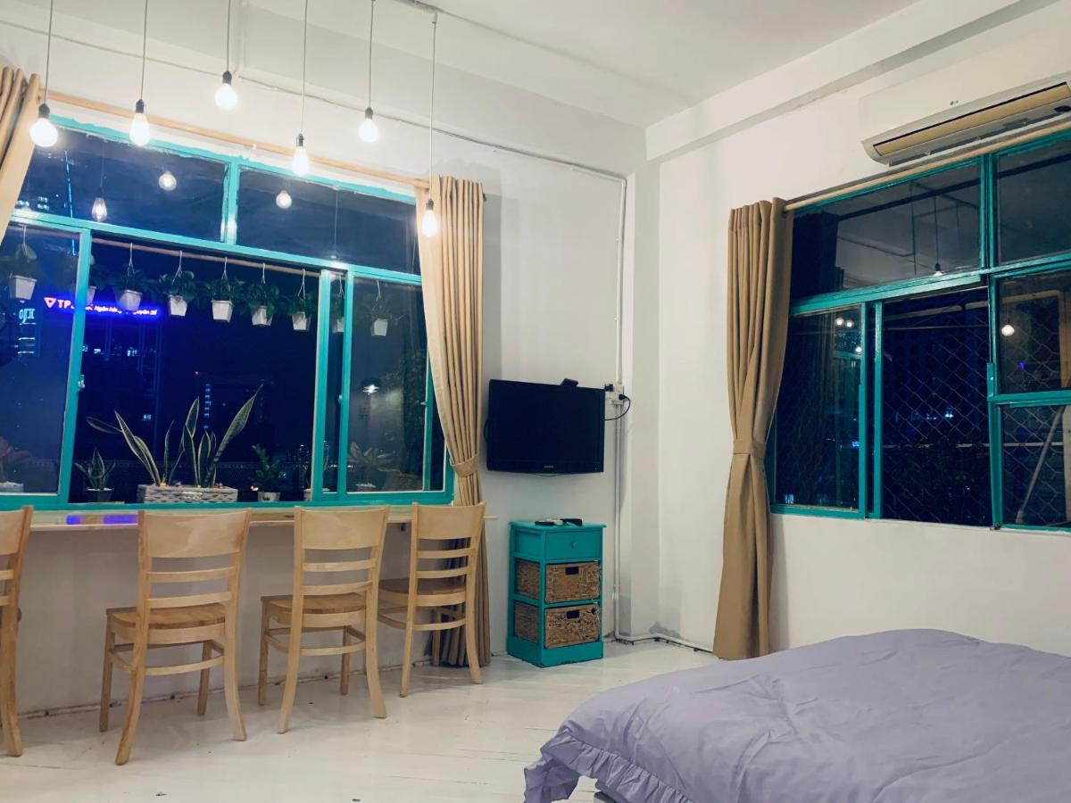 Old Saigon Apartment Хошимин Экстерьер фото