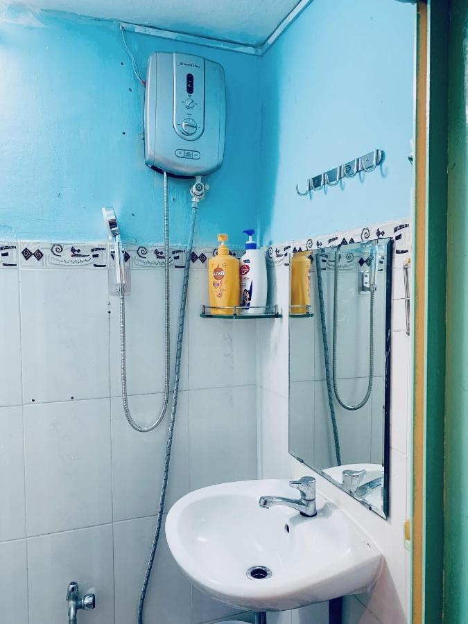 Old Saigon Apartment Хошимин Экстерьер фото
